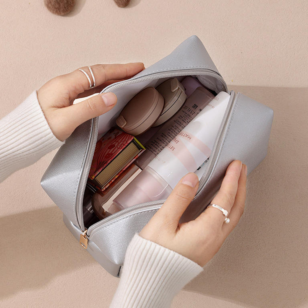 Custom Logo Striped Leather Cosmetic Bag